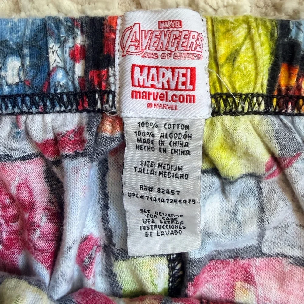 Unisex Marvel Captain America Patterned Pajama Pants - Red Multi M - Picture 3 of 5